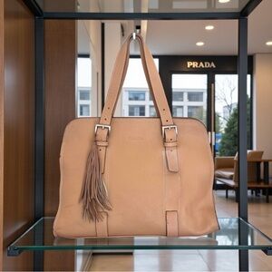 AUTHENTIC PRADA VITELLO DAINO PEBBLED LEATHER TOTE WARM CAMEL TAN SHOULDER ITALY